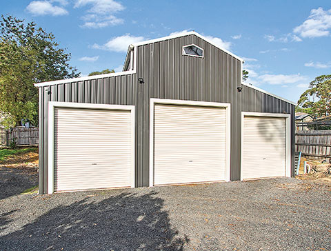 American Barn with triple roller doors